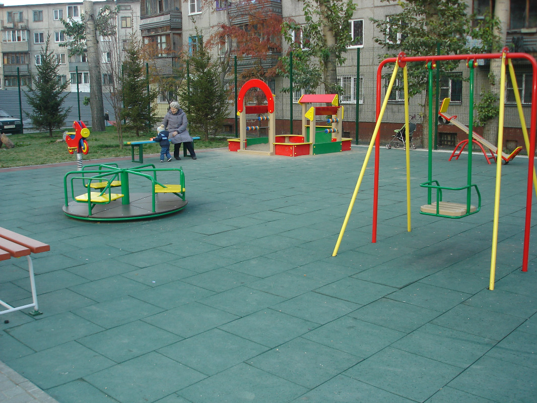 Наша плитка не скользит - переломом не грозит!