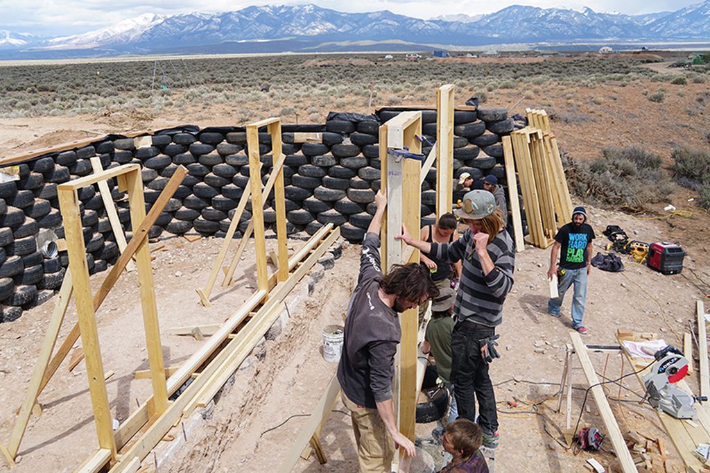Дома из шин: уникальное экологическое жилье